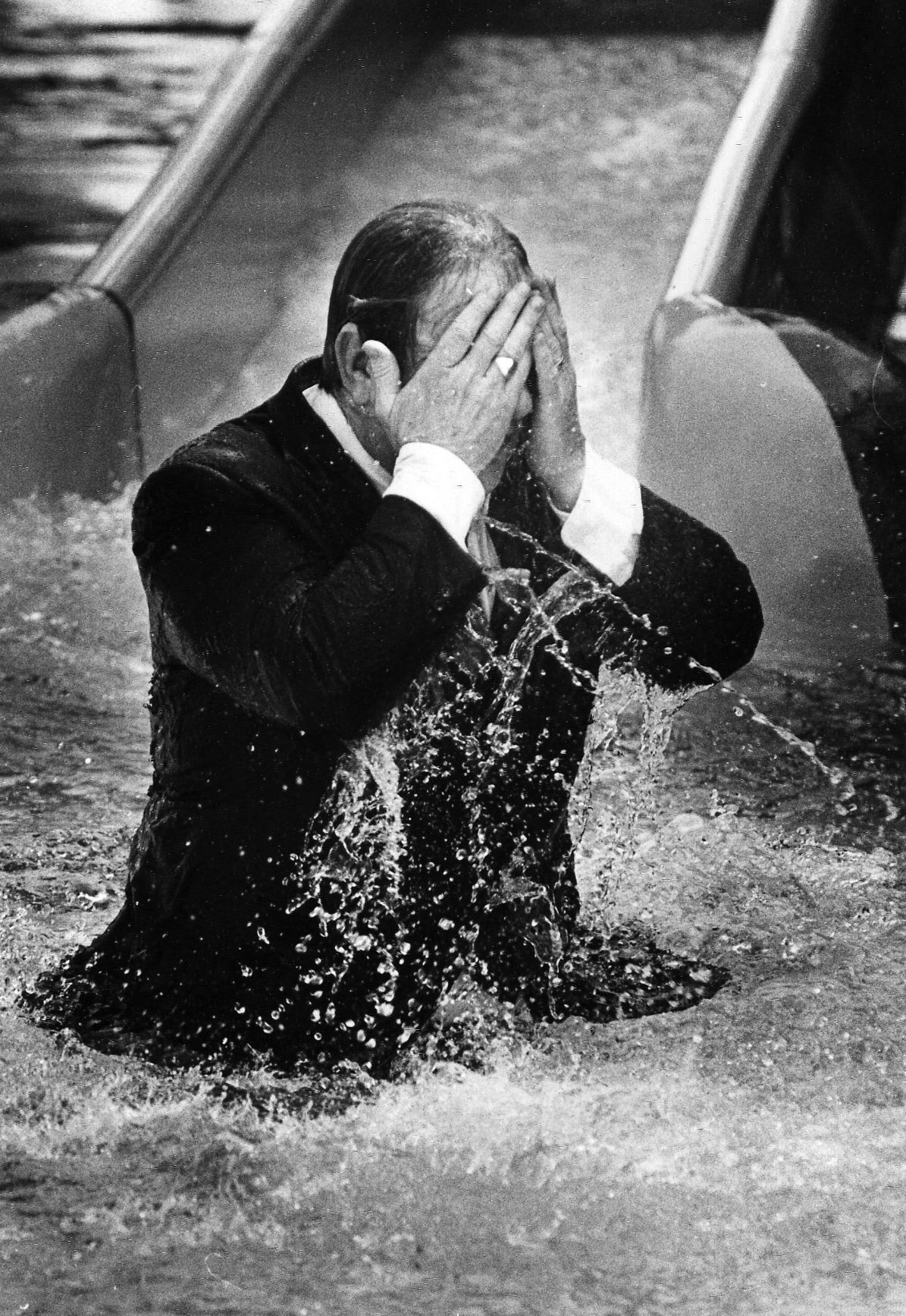 1987-09-11 Falwell slide